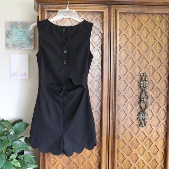 Monteau Scalloped Romper NWOT! - Black, Size S - Picture 4 of 16